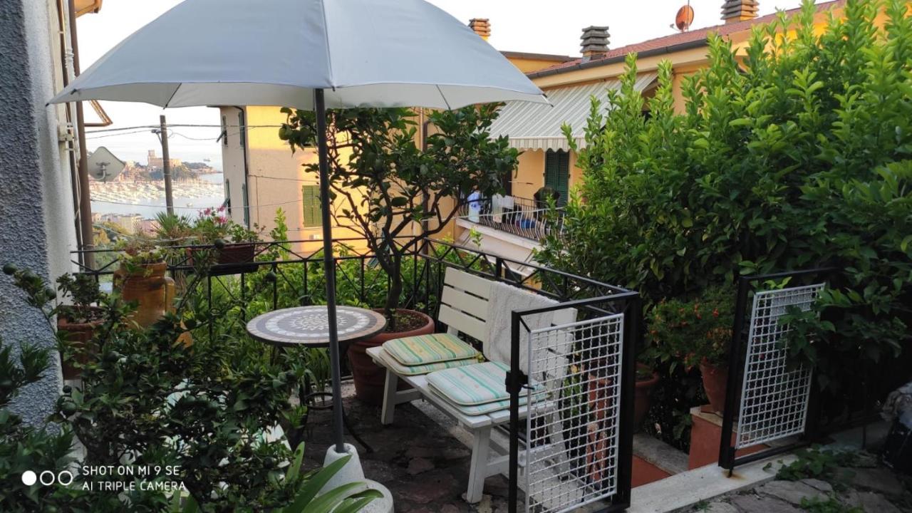 Golfo Dei Poeti Acomodação com café da manhã Lerici Exterior foto